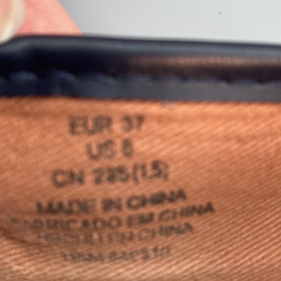 Blue animal print slip on sneakers size 6 - Picture 8 of 8